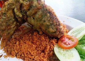 Cara Membuat Gurame Kremes Telor Mentega
