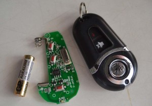 Cara Mengganti Baterai Remote Mobil